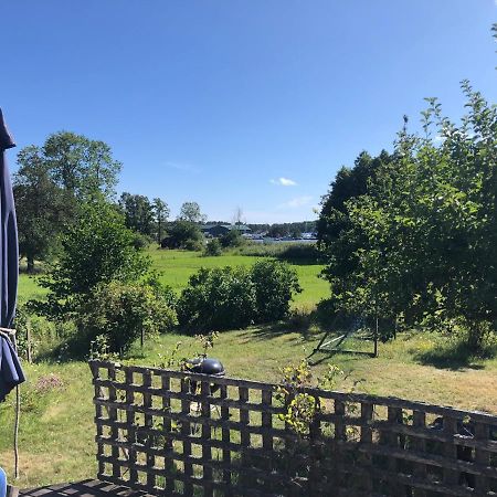 Semesterhus I Stockholms Skaergard, Runmaroe Vaermdoe Namdo Экстерьер фото